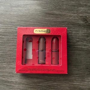 MAC Cosmetics Lipstick Set